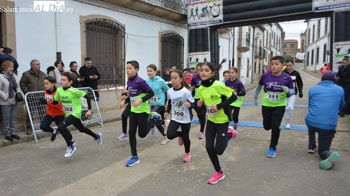Foto 9 - La X San Silvestre de Lumbrales congrega a 160 atletas y andarines