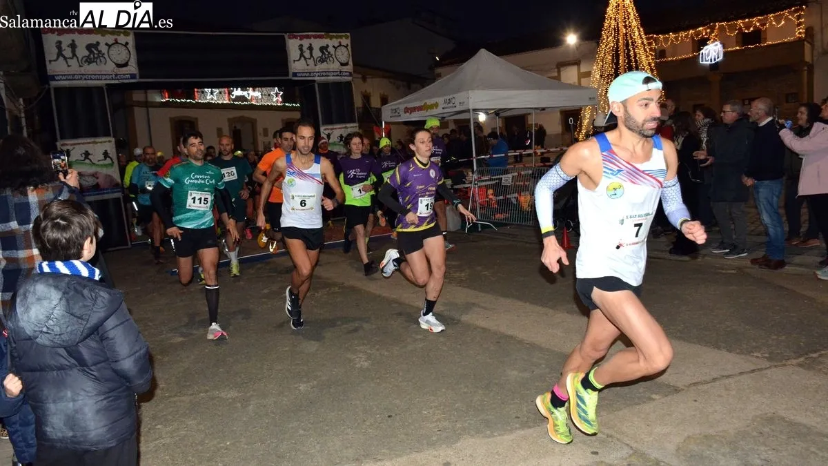 Foto 6 - Adri&aacute;n Mart&iacute;n, Pilar P&eacute;rez y Ruth Vicente triunfan en la San Silvestre de Lumbrales