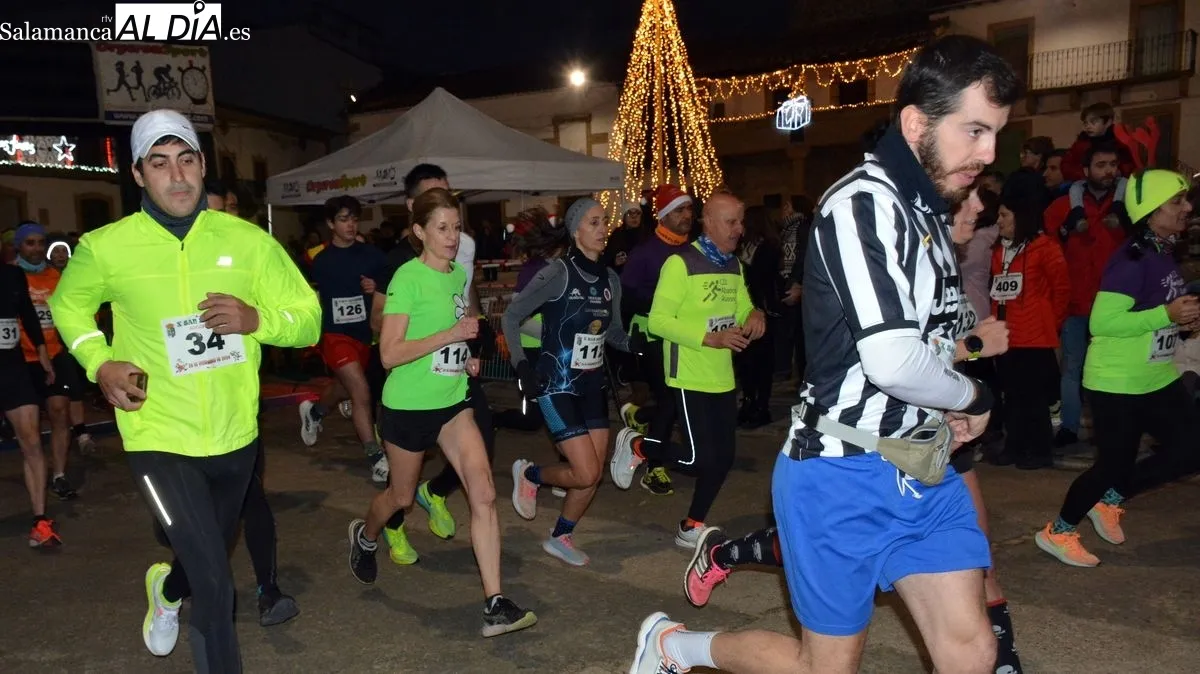 Foto 7 - Adri&aacute;n Mart&iacute;n, Pilar P&eacute;rez y Ruth Vicente triunfan en la San Silvestre de Lumbrales
