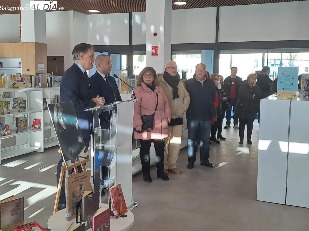 Inauguración de la Biblioteca Municipal ‘Carmen Martín Gaite’ en Pizarrales. Foto de Víctor Jiménez