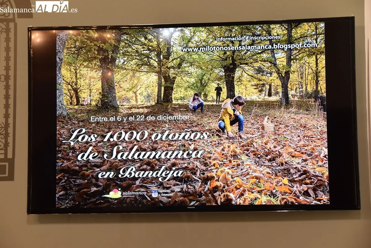 El diputado de Turismo, Juan Carlos Zaballos, presenta la nueva edición del programa ‘Mil otoños’. Foto de Miguel Hernández
