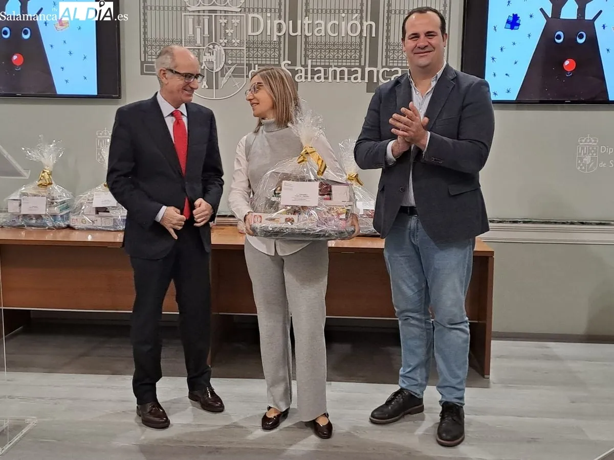 Entrega de los premios del Concurso de Postales Navideñas en el Palacio de la Salina de Salamanca. Foto de Víctor Jiménez