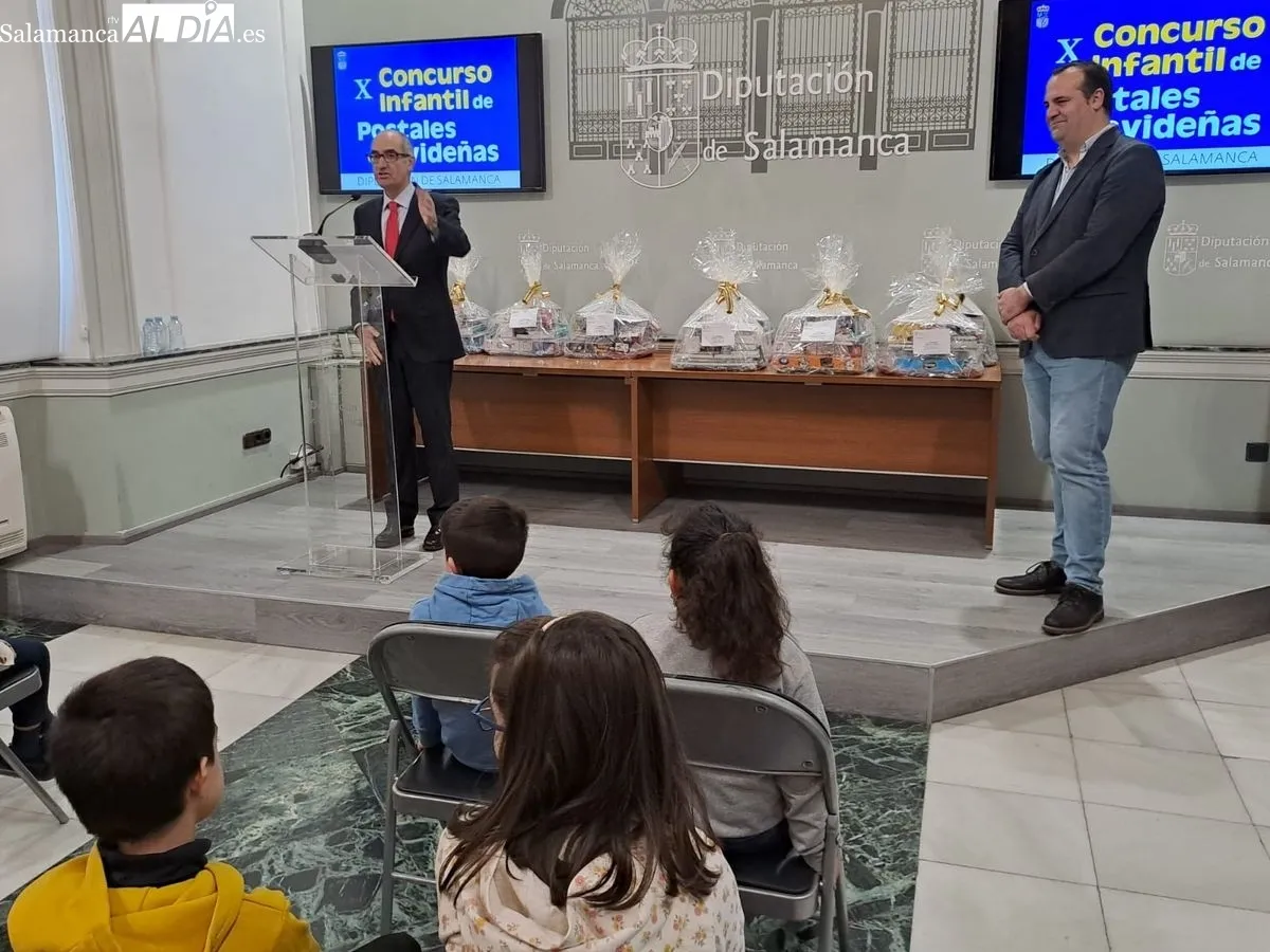 Entrega de los premios del Concurso de Postales Navideñas en el Palacio de la Salina de Salamanca. Foto de Víctor Jiménez