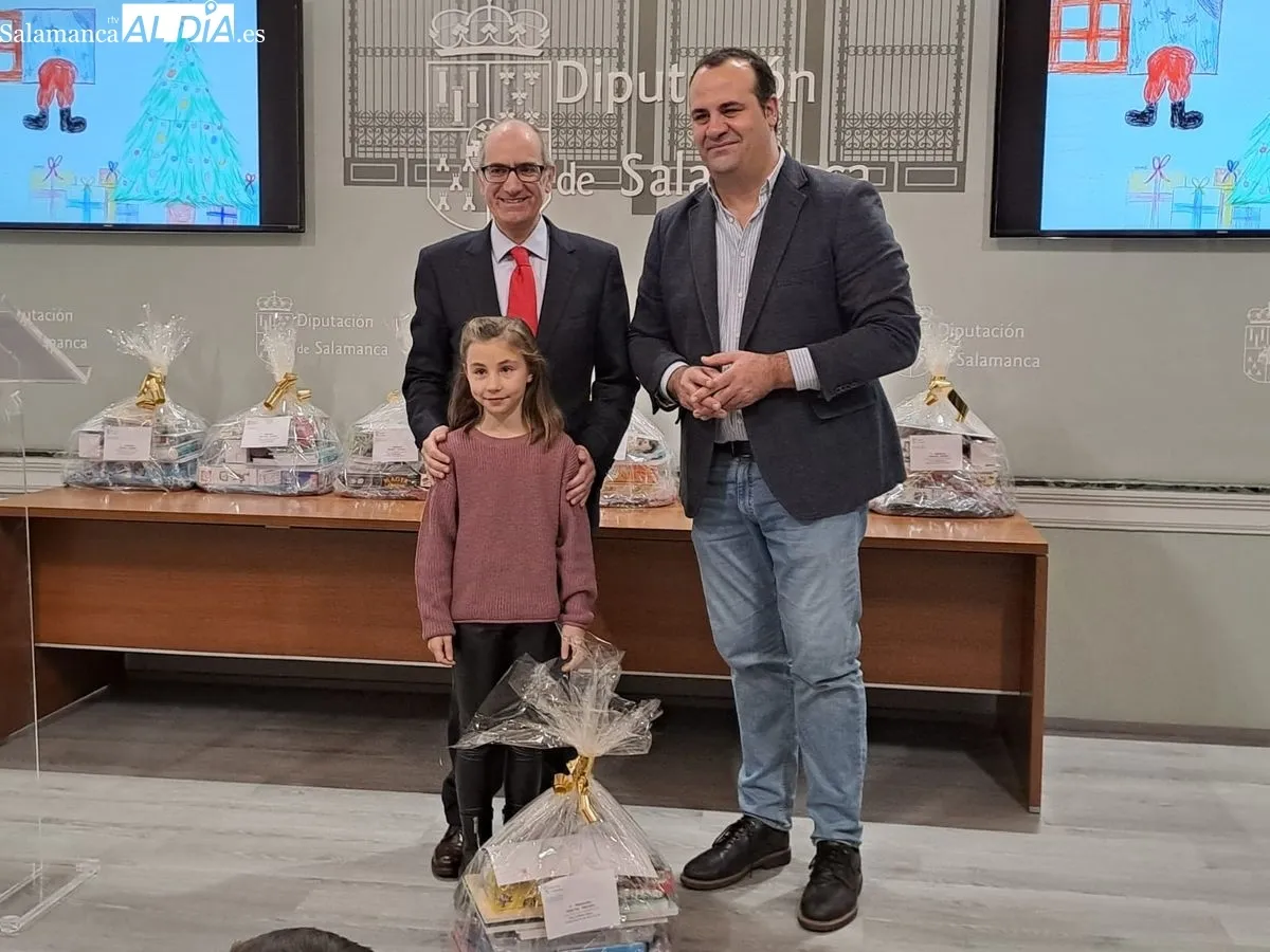 Entrega de los premios del Concurso de Postales Navideñas en el Palacio de la Salina de Salamanca. Foto de Víctor Jiménez