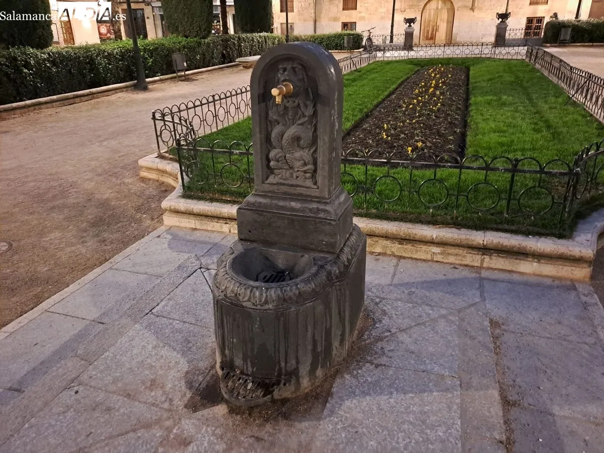 Fuente en la plaza de la Libertad. Foto: Víctor Jiménez