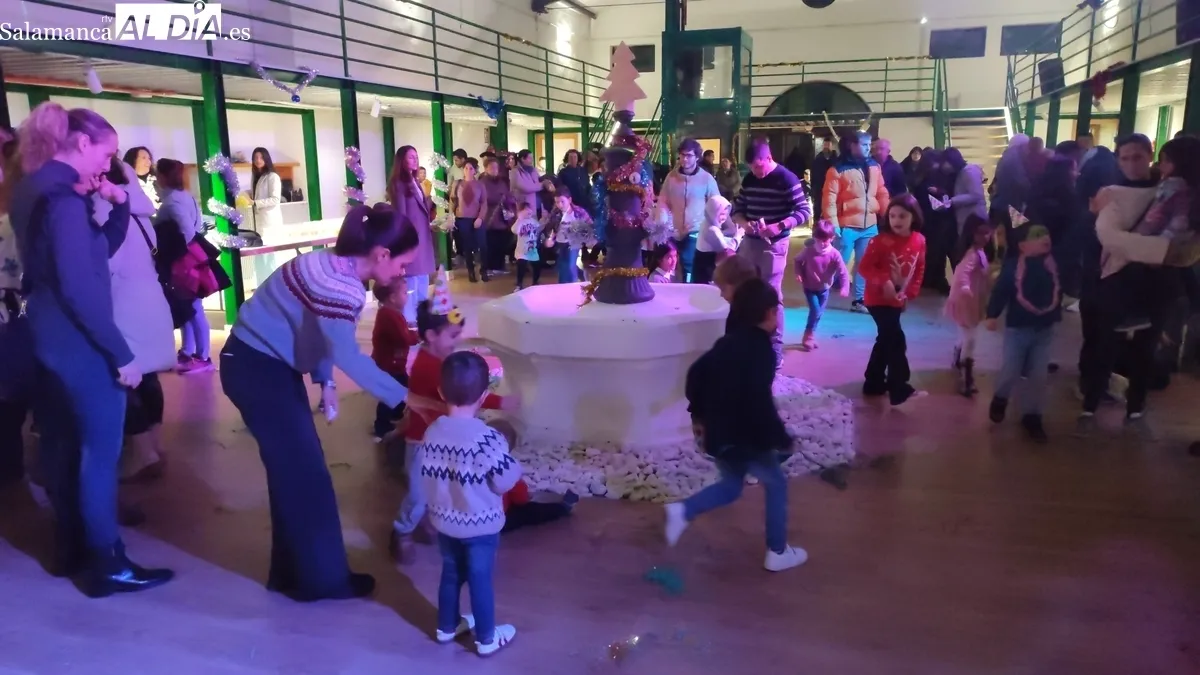 Nochevieja infantil 2024 en Vitigudino / CORRAL