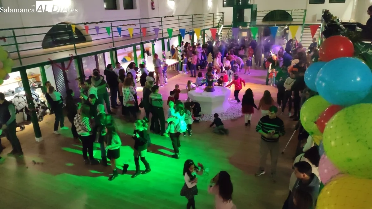 Nochevieja infantil 2024 en Vitigudino / CORRAL