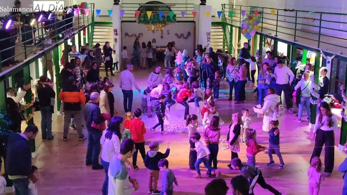 Nochevieja infantil 2024 en Vitigudino / CORRAL