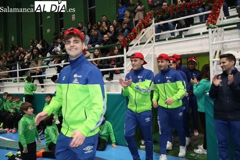 Foto 14 - Las Escuelas Piensos Dur&aacute;n Albense celebran su tradicional presentaci&oacute;n navide&ntilde;a