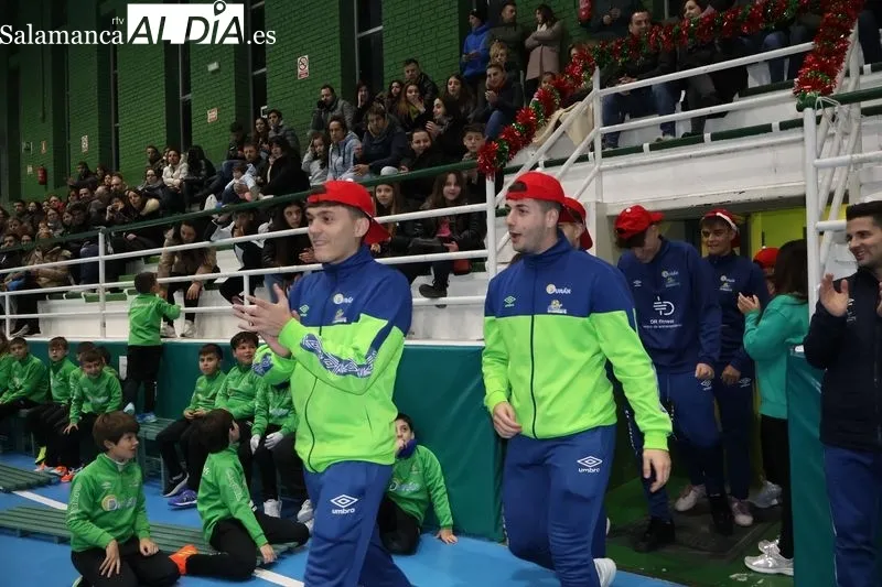 Foto 13 - Las Escuelas Piensos Dur&aacute;n Albense celebran su tradicional presentaci&oacute;n navide&ntilde;a