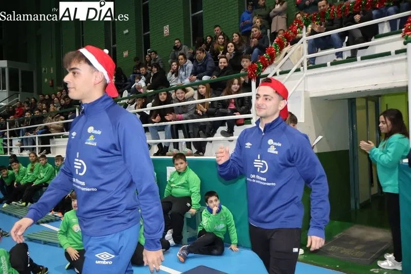 Foto 11 - Las Escuelas Piensos Dur&aacute;n Albense celebran su tradicional presentaci&oacute;n navide&ntilde;a
