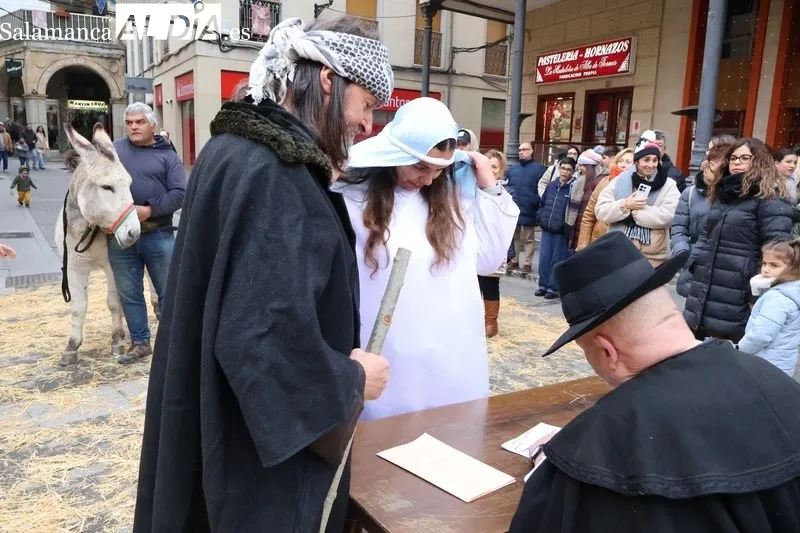 Foto 18 - El Bel&eacute;n Viviente llena de tradici&oacute;n la Plaza Mayor de Alba de Tormes