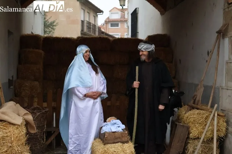 Foto 13 - El Bel&eacute;n Viviente llena de tradici&oacute;n la Plaza Mayor de Alba de Tormes