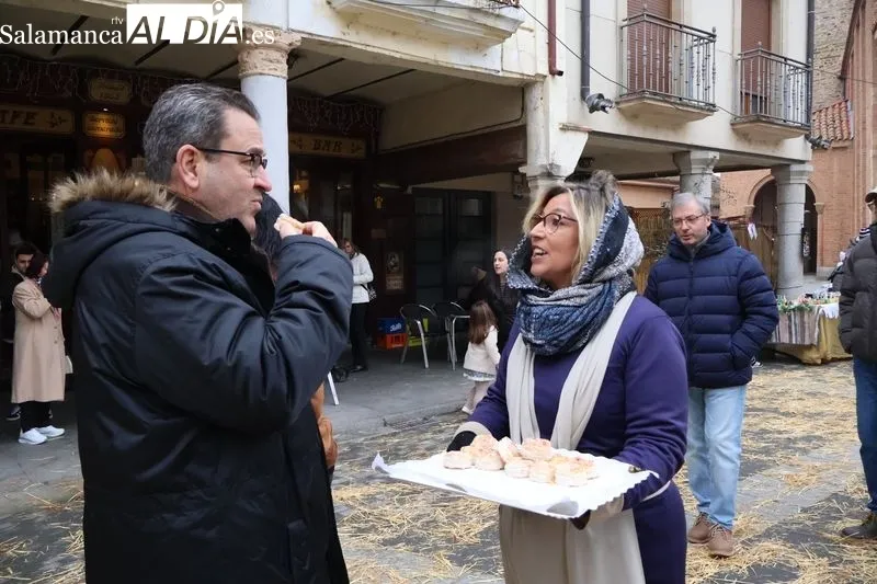 Foto 4 - El Bel&eacute;n Viviente llena de tradici&oacute;n la Plaza Mayor de Alba de Tormes