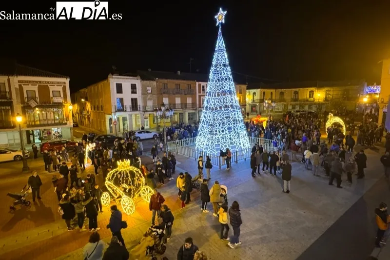 Peñaranda ha inaugurado su iluminación de Navidad