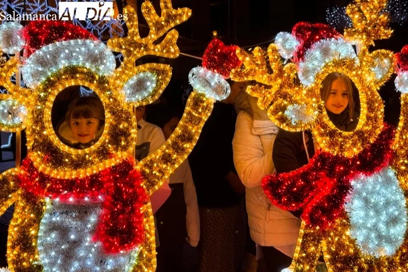 Peñaranda ha inaugurado su iluminación de Navidad