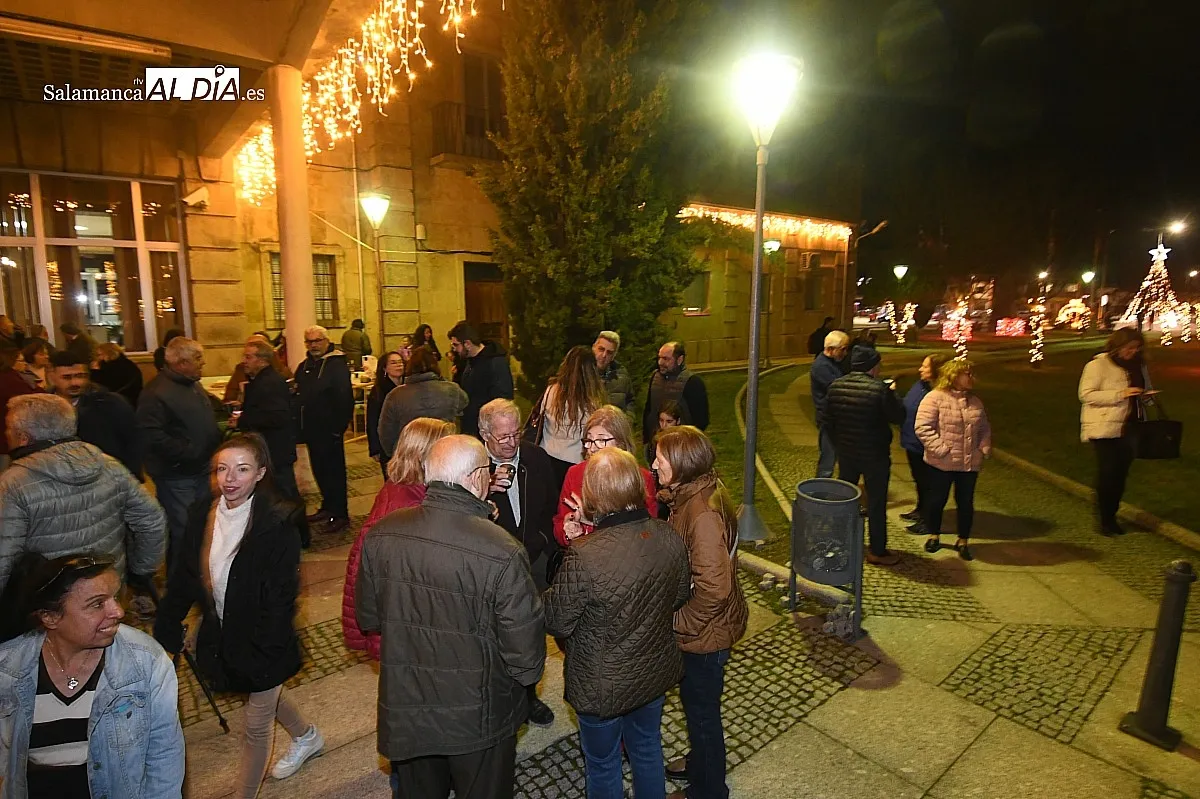 Iluminación Navideña en Fuentes de Oñoro y Vilar Formoso/ Fotos: Adrián M.Pastor