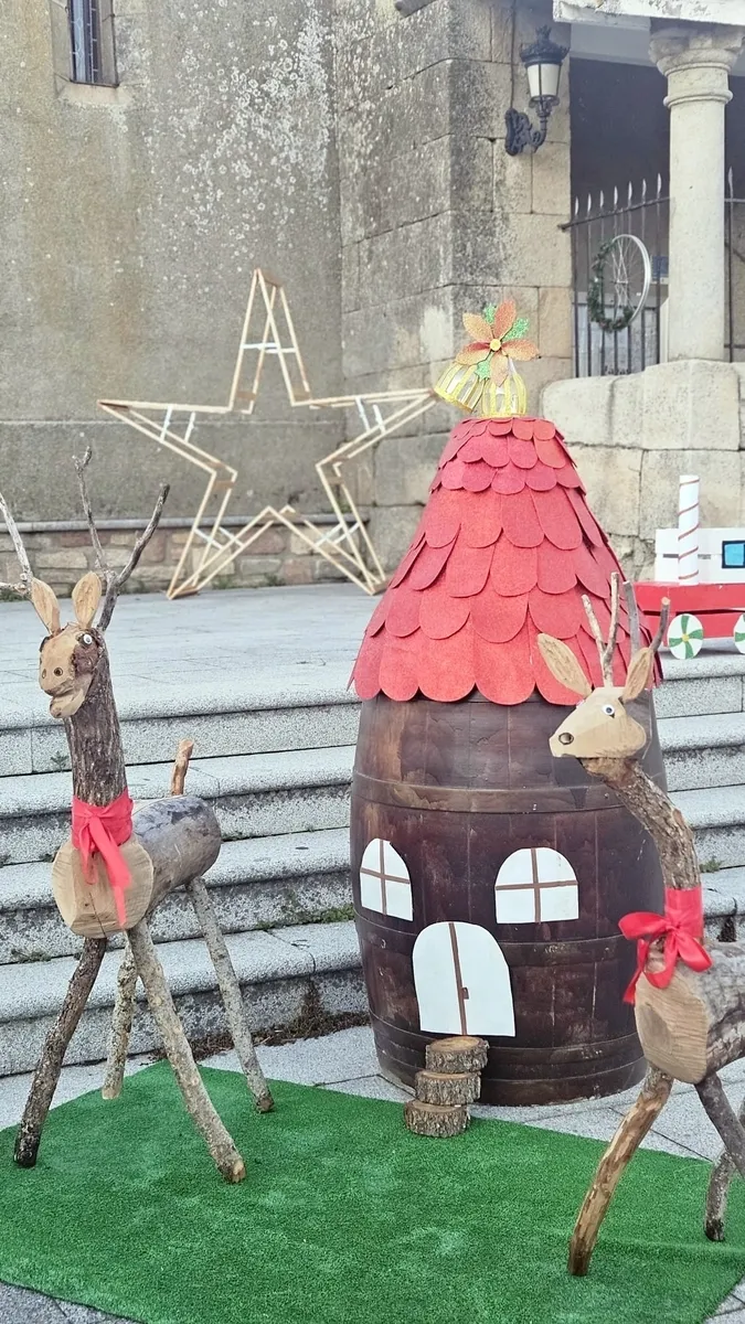 Los vecinos de Valderrodrigo ya viven la Navidad 
