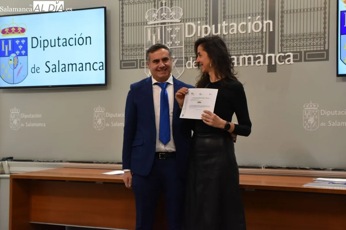 Un total de 32 alumnos de las AFEs de diversos pueblos de la provincia de Salamanca reciben sus reconocimientos | FOTOS: Vanesa Martins 