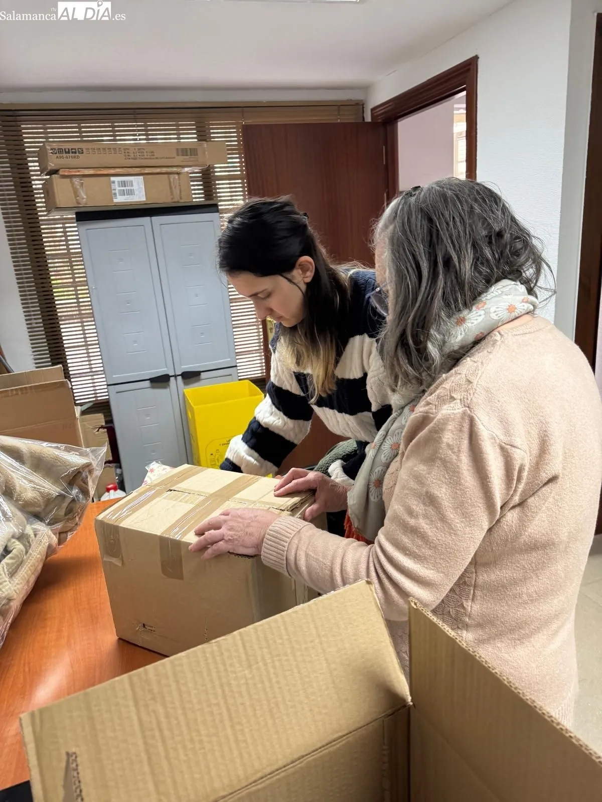 Preparativos en ASDACE con motivo de este cargamento solidario