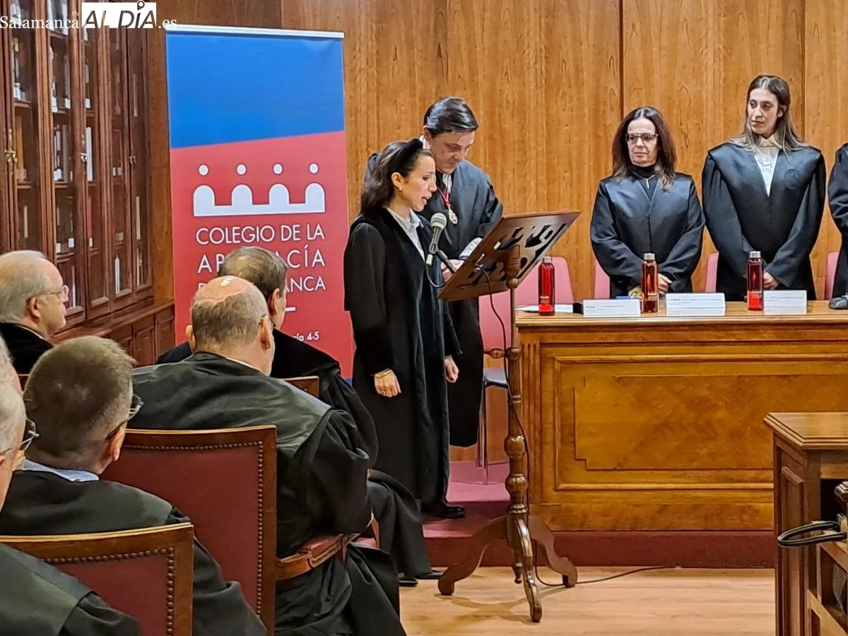 Toma de posesión del nuevo decano del Colegio de la Abogacía de Salamanca y de los integrantes de su candidatura. Foto de Víctor Jiménez