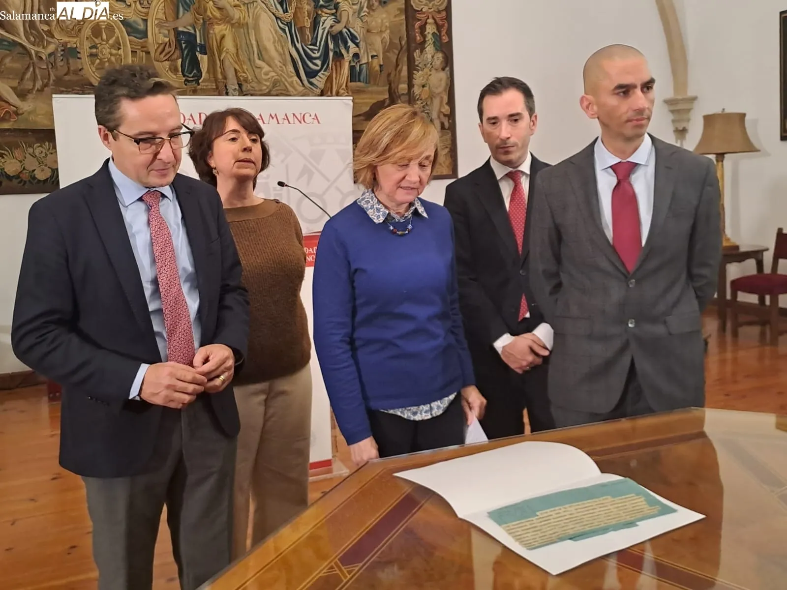 Presentación del telegrama que demuestra el respaldo de Einstein a Unamuno en su destierro. Fotos: Víctor Jiménez