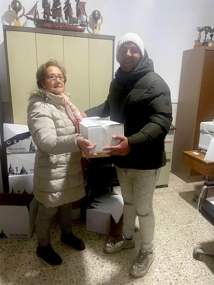 Participativo concurso de decoración navideña de fachadas en Cipérez  