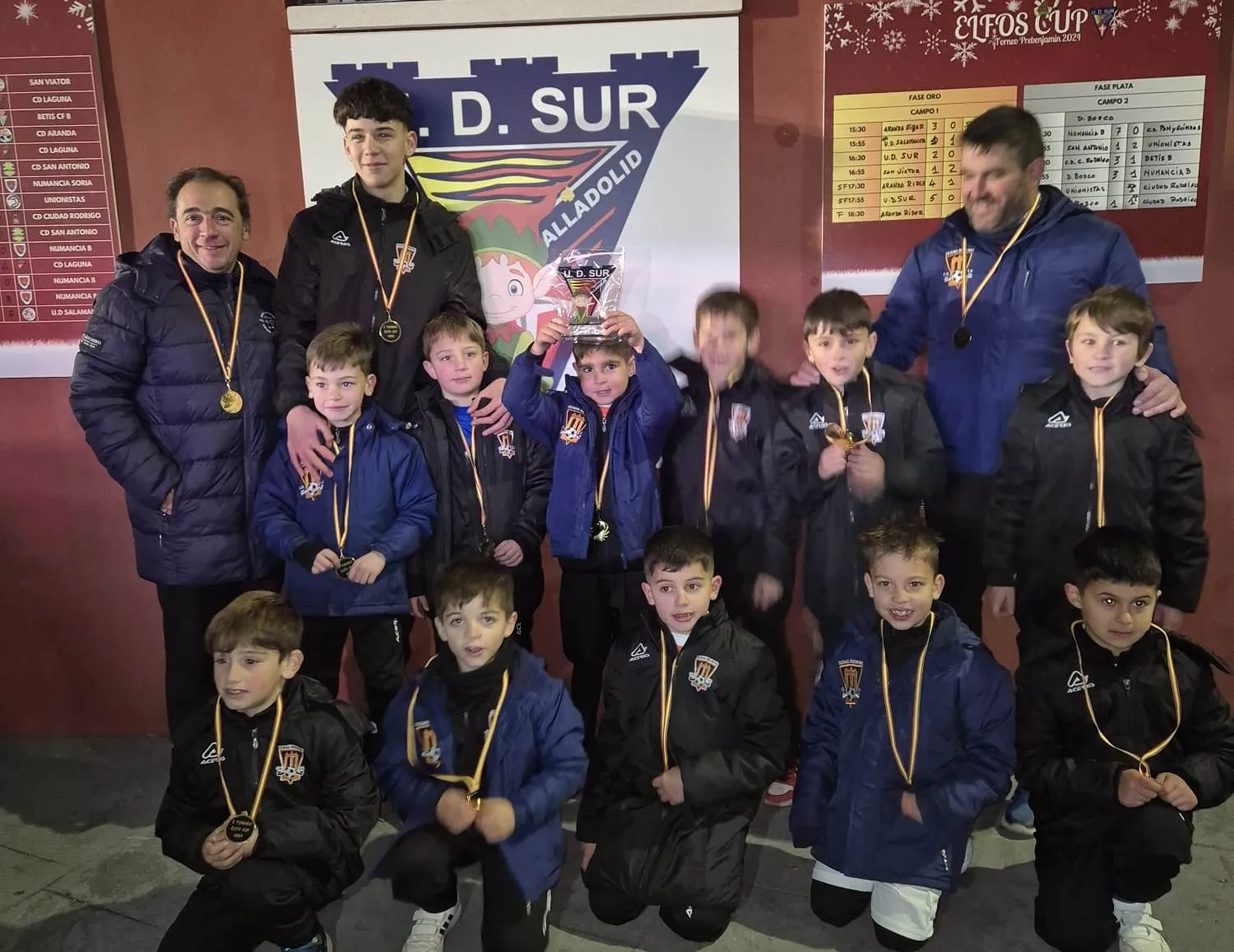 Foto 2 - El Prebenjam&iacute;n del Ciudad Rodrigo se lleva la categor&iacute;a de Plata de la Elfo Cup en Valladolid