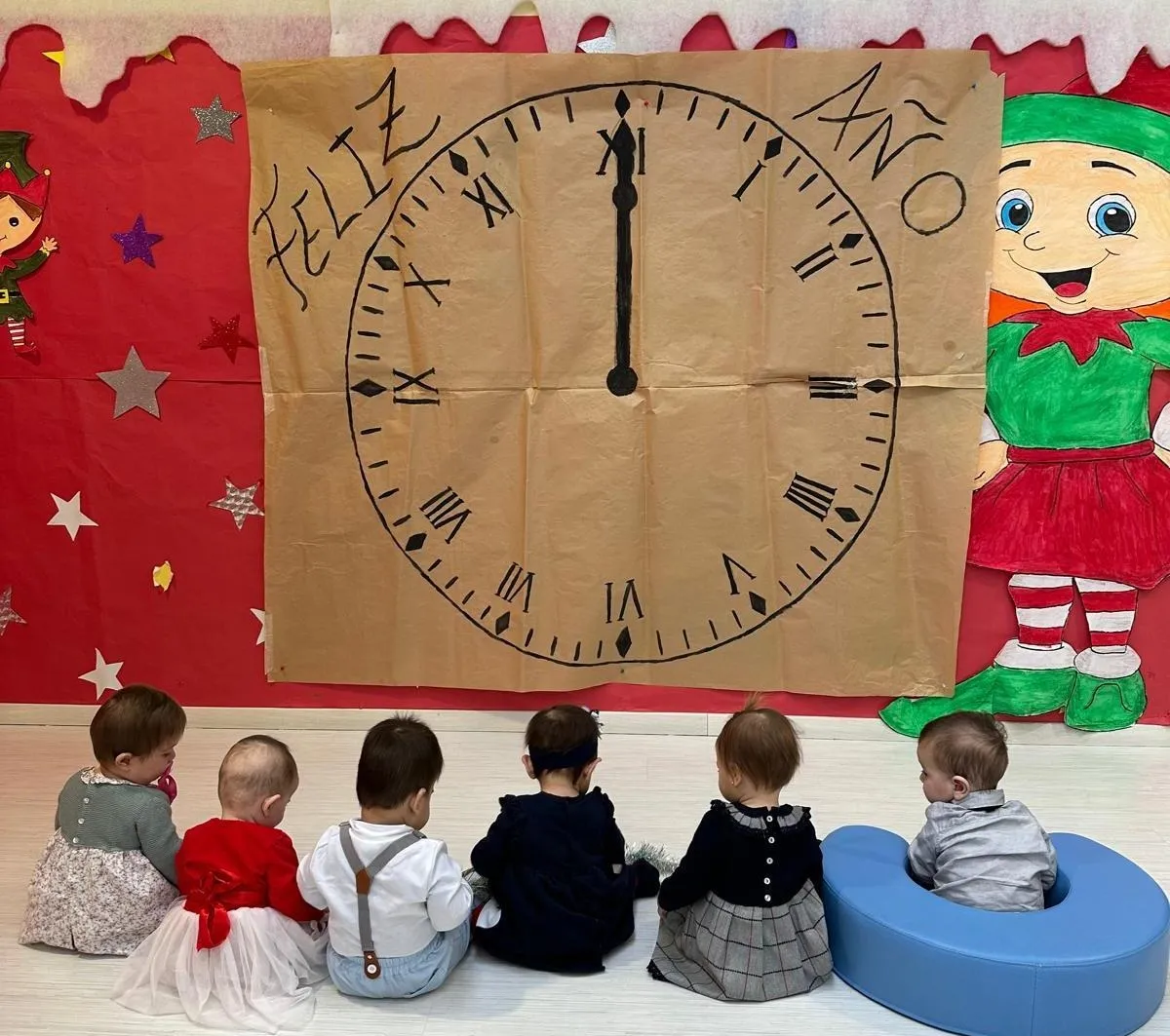 Foto 4 - La Escuela Infantil se pone sus mejores galas para vivir las 12 Campanadas