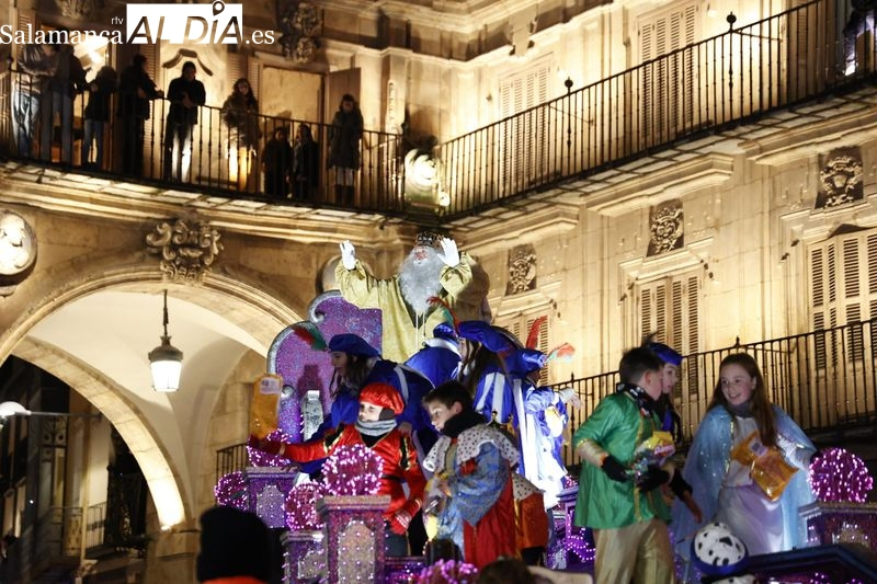 Un total de 11 carrozas y más de 500 personas acompañarán a los Reyes Magos en la Cabalgata: estas son todas las novedades y detalles 