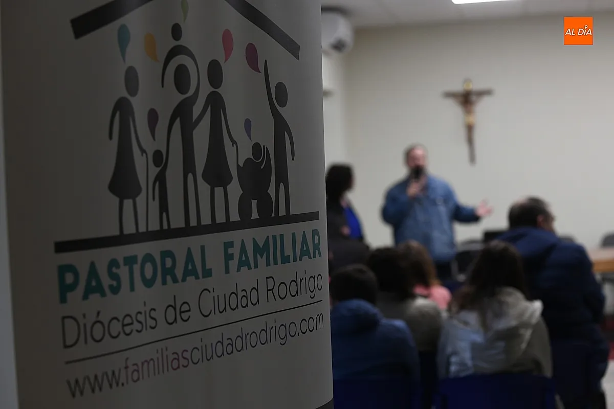 Foto 3 - La Di&oacute;cesis conmemora en Tamames con una completa tarde la Jornada de la Sagrada Familia