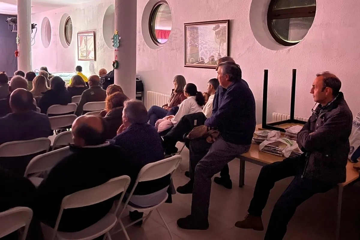 A la representación y posterior convite asistieron unas 160 personas 