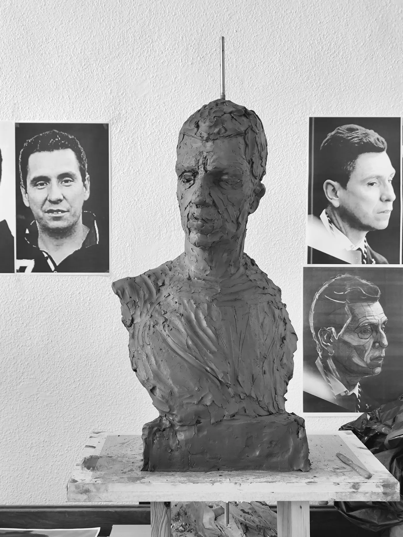 El homenaje de Óscar Rodríguez a su padre a través de una escultura 