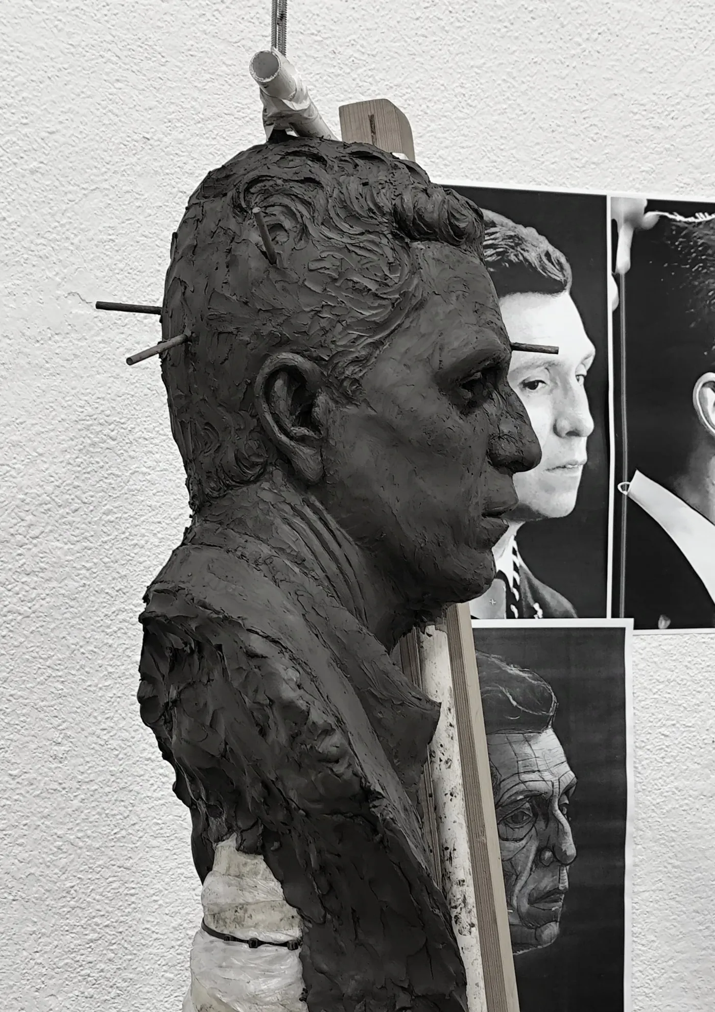 El homenaje de Óscar Rodríguez a su padre a través de una escultura 