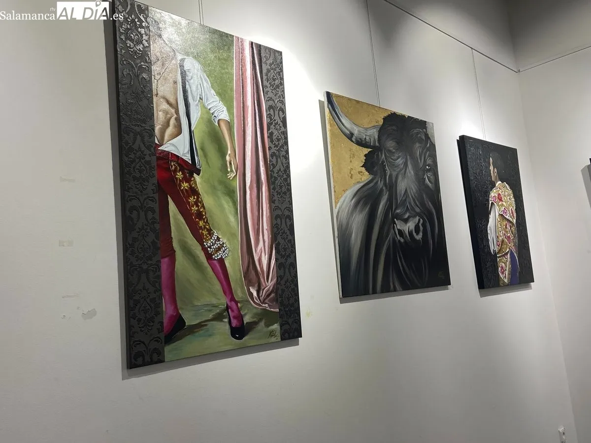 Exposición 'Salamanca taurina y su piedra dorada' de María Zarló en el Palacio de Figueroa. Foto de Miguel González