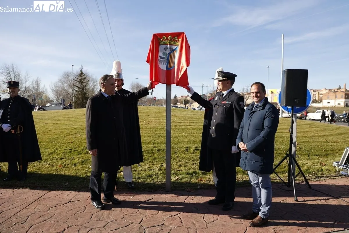 Inauguración de la glorieta dedicada en Salamanca a la Policía Local. Foto de David Sañudo