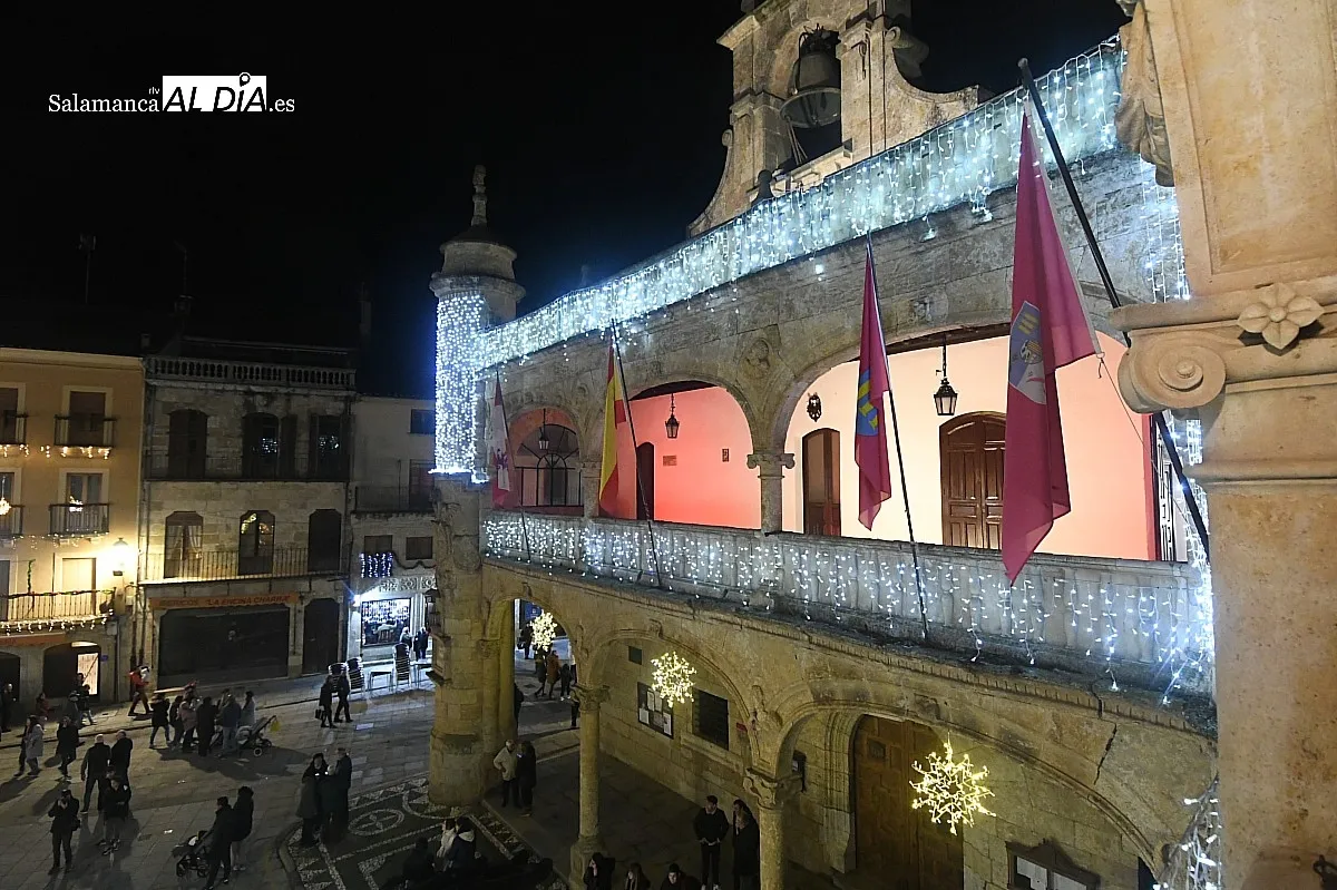 Expectación en el iluminado navideño/ Fotos: David Rodríguez y Adrián M. Pastor