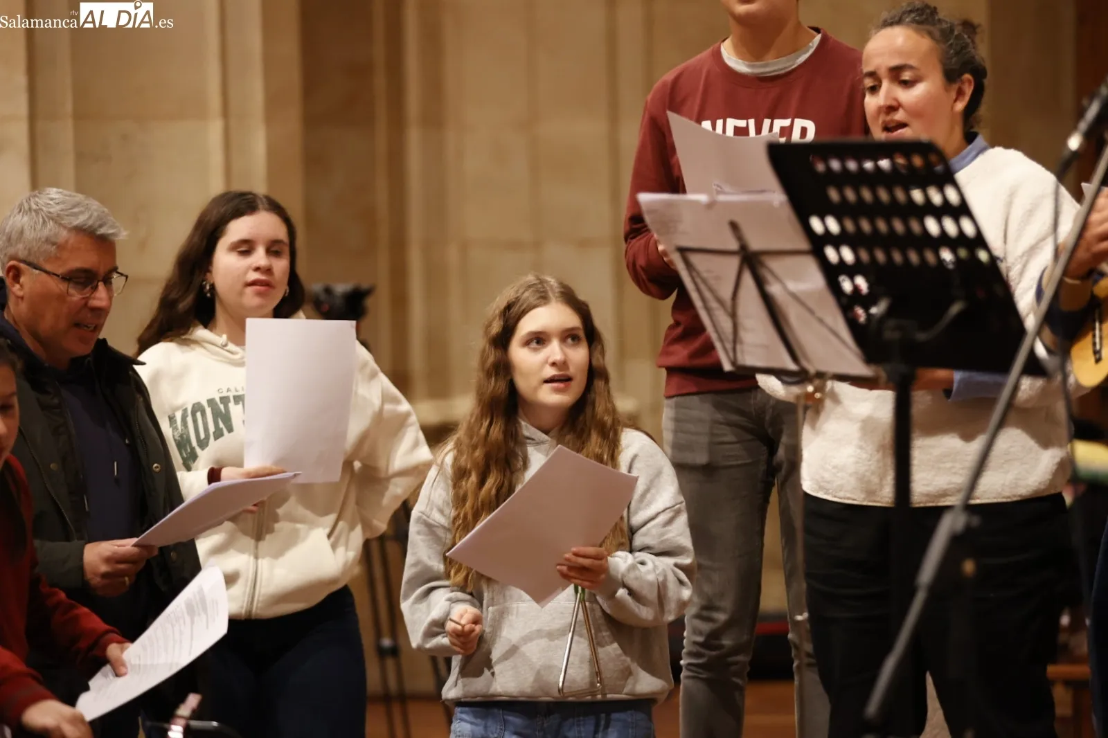 Ensayo del grupo de música diocesano de la Pastoral Juvenil de Salamanca | Fotos: David Sañudo
