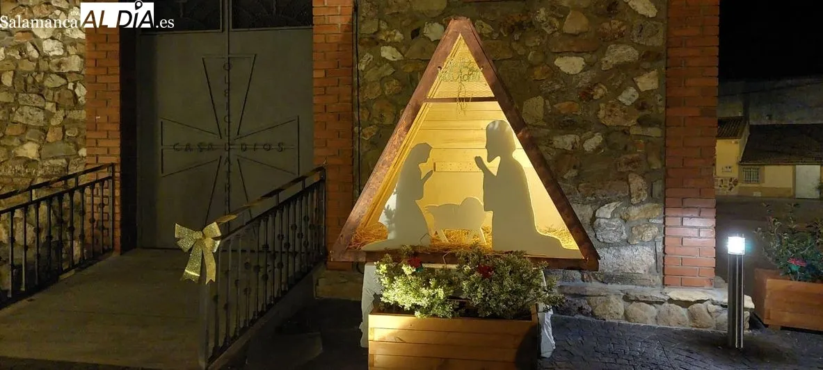 Foto 5 - Encinas de Arriba enciende la Navidad con una gran casta&ntilde;ada