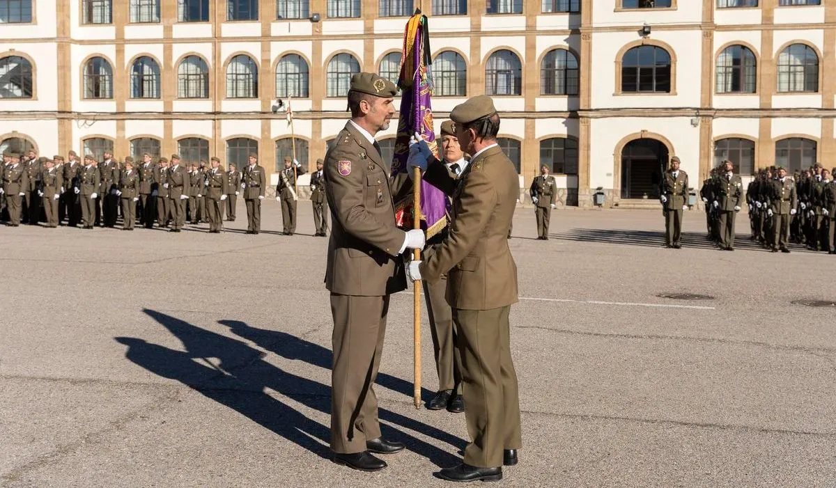 Acto de Toma de Mando del nuevo Jefe del Regimiento de Especialidades de Ingenieros nº11 en el Acuartelamiento “General Arroquia” de Salamanca