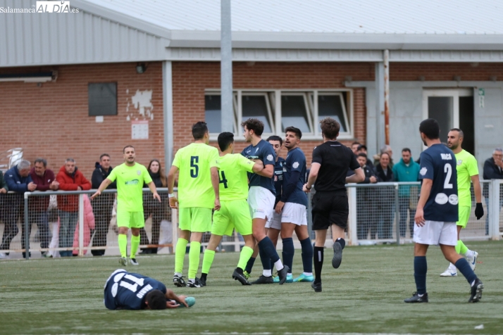 El Helmántico supera al Villamayor y abre brecha en la pelea por el ascenso (4-1)