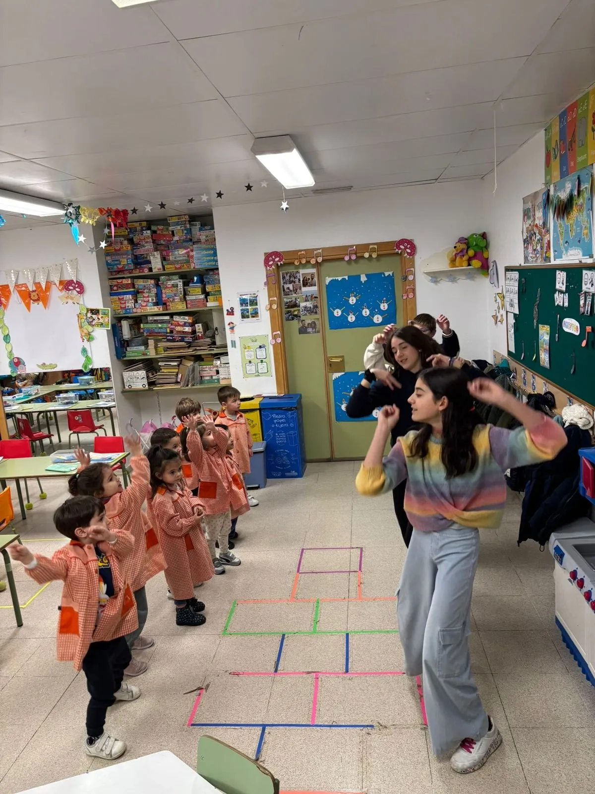 Celebración del Día de la Paz en el colegio Antonio Machado