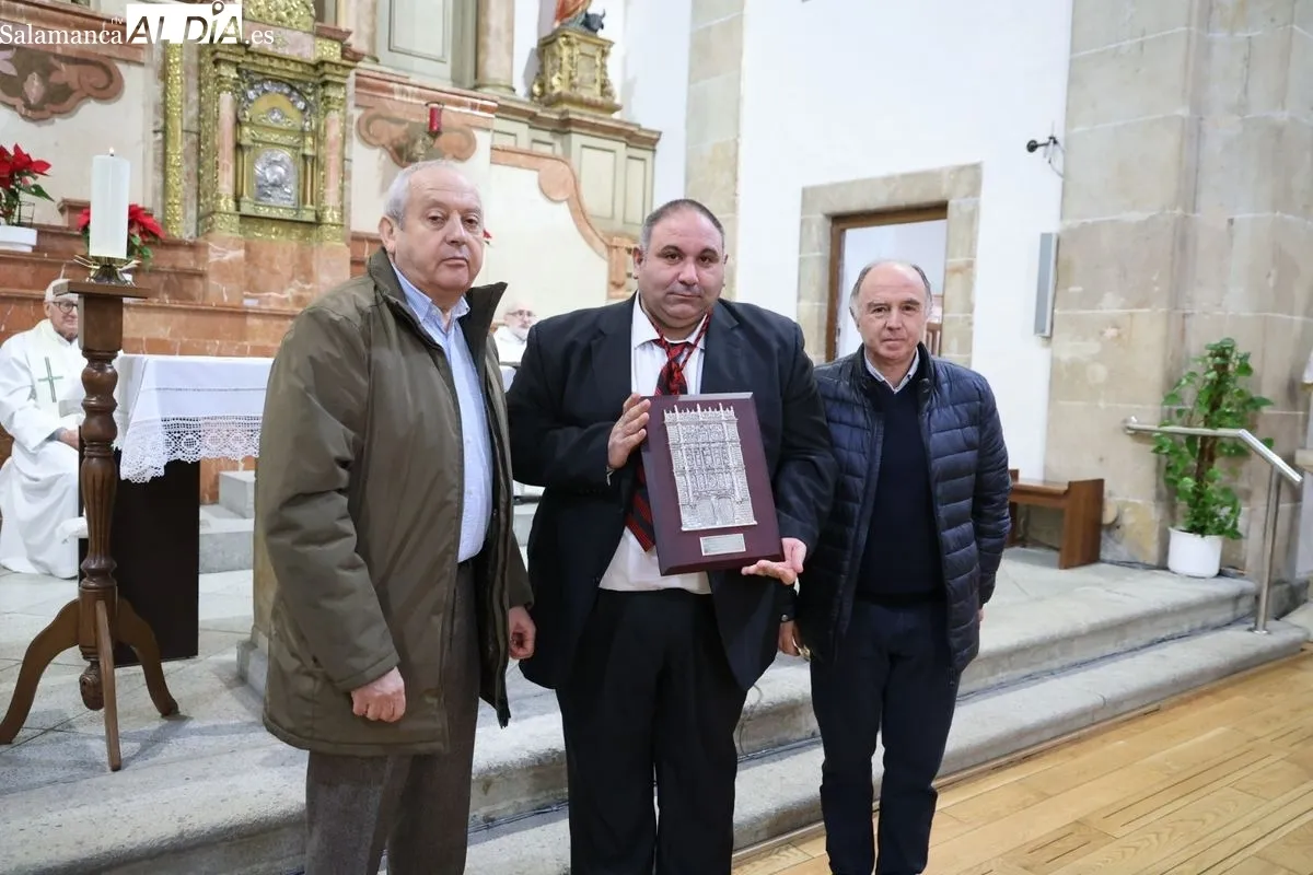 Reconocimiento a Hermandades y Cofradías con la entrega de las Placas Populares del Barrio Antiguo de Salamanca