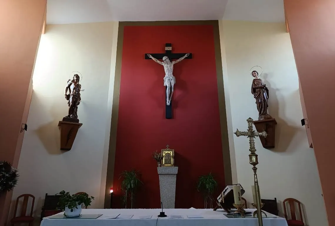 Foto 2 - Los vecinos de Campillo de Azaba posibilitan con sus donaciones restaurar su Iglesia