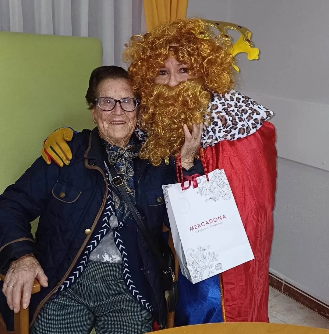 Foto 10 - Los Magos visitan por anticipado El Sah&uacute;go para escapar de la lluvia