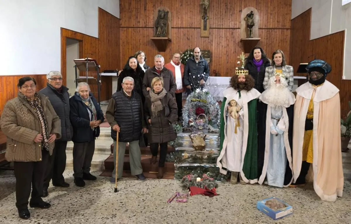 Foto 4 - Los Magos se acercan a Villarejo tras tomar rosc&oacute;n con los vecinos de Agallas
