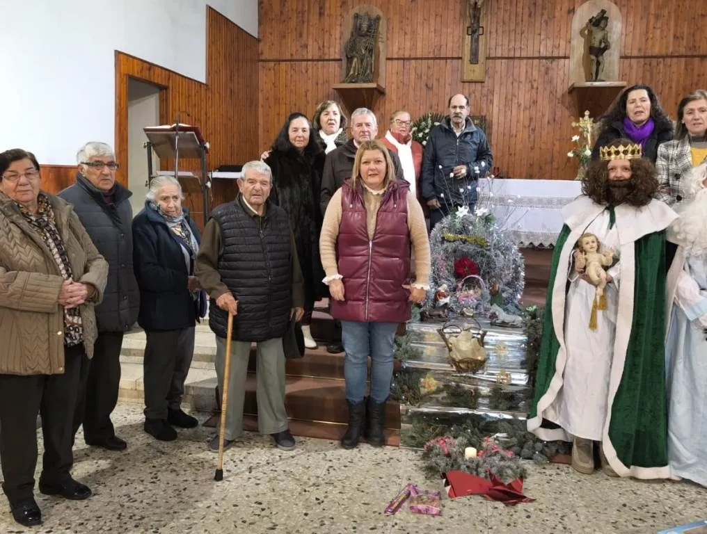 Foto 5 - Los Magos se acercan a Villarejo tras tomar rosc&oacute;n con los vecinos de Agallas