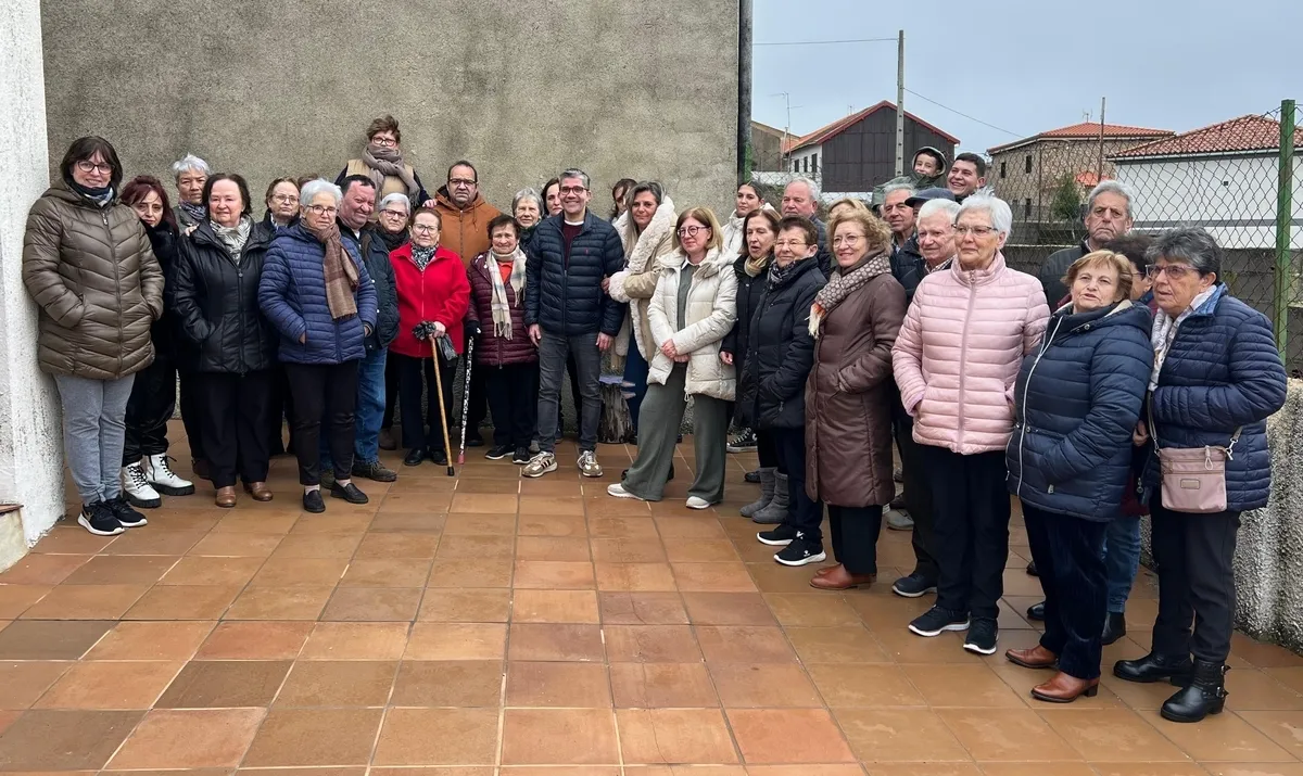 Foto 6 - Villasrubias despide con gran pena a su enfermero durante los tres &uacute;ltimos a&ntilde;os
