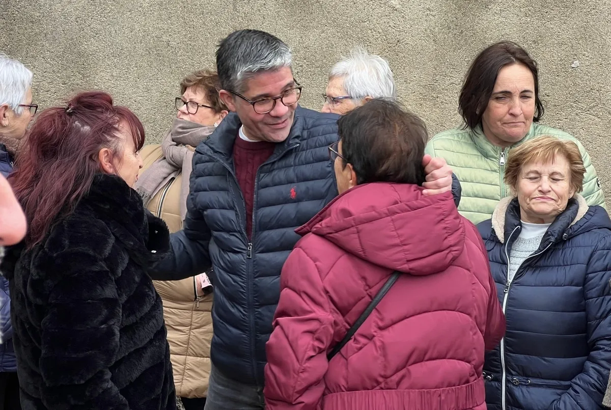 Foto 7 - Villasrubias despide con gran pena a su enfermero durante los tres &uacute;ltimos a&ntilde;os
