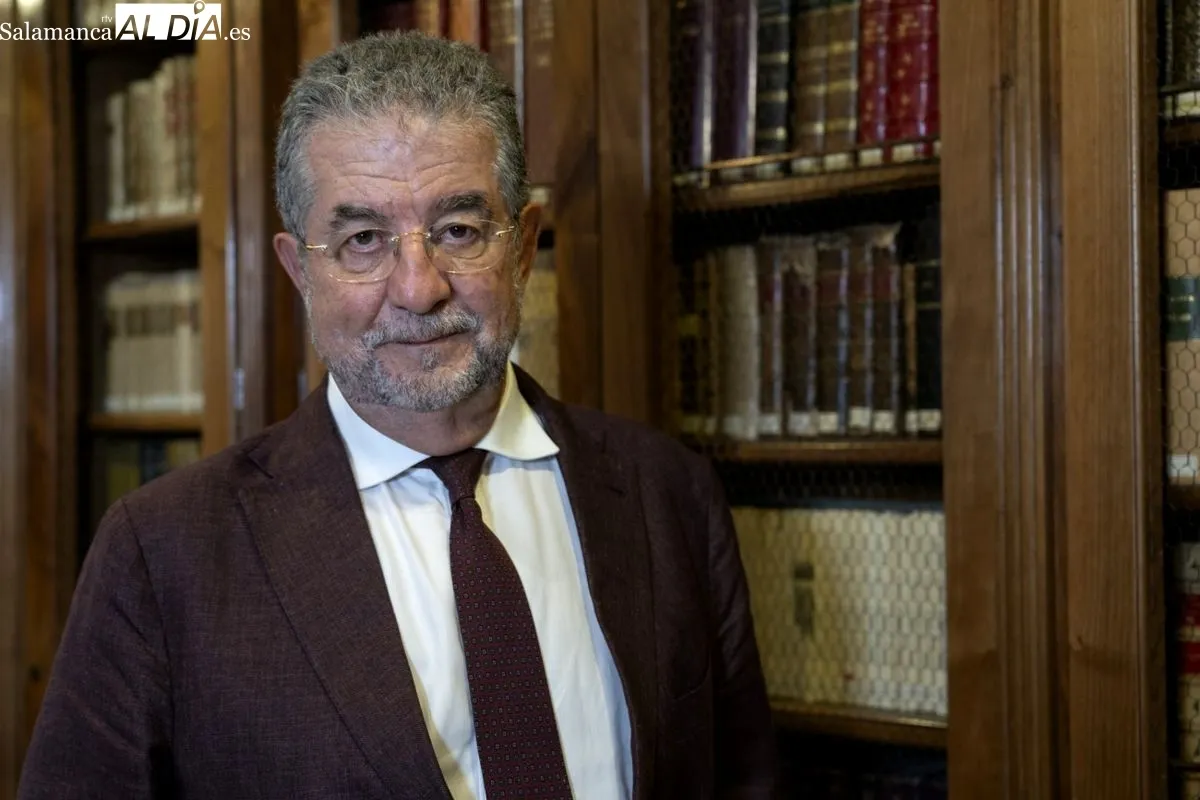 Martes 11 de febrero. Conferencia 'De Salamanca y el Casino. Entre visillos' a cargo de José Antonio Pascual, miembro de la Real Academia Española de la Lengua. Foto RAE